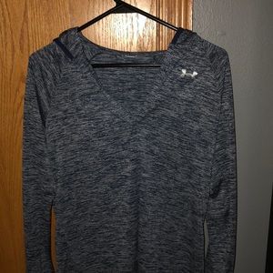 light/thin under armour hooded long sleeve v-neck
